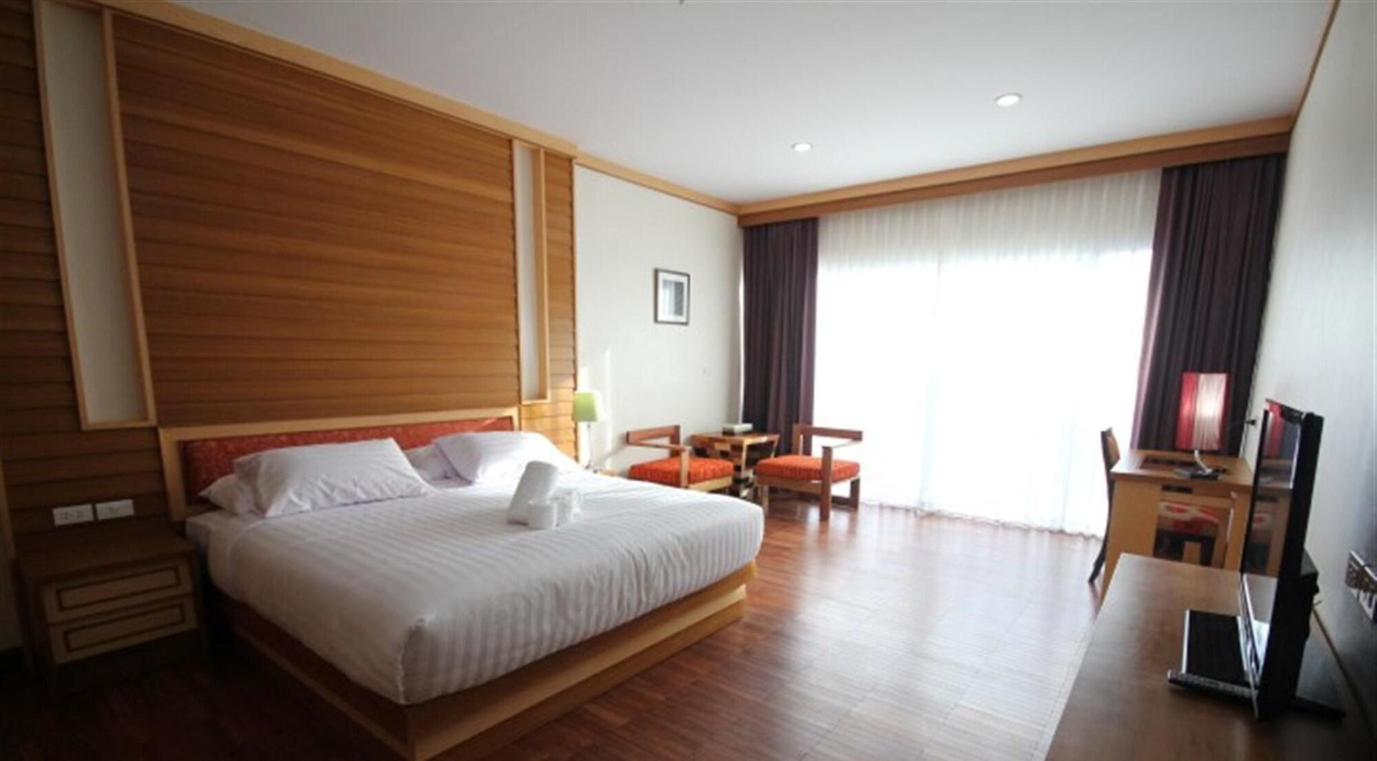 Taman Resort Phitsanulok Exterior photo